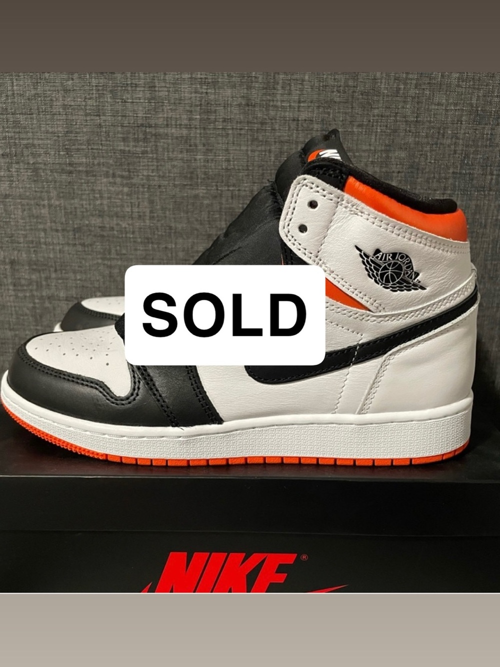 JOrdan 1 RETRO HIGH OG “ELECTRO ORANGE ” GS